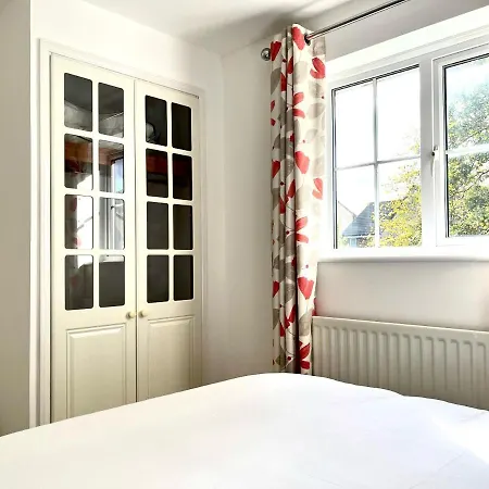 Comfortable 3 Bedroomed House In Bicester Exterior photo