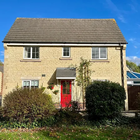 Comfortable 3 Bedroomed House In Bicester Exterior photo