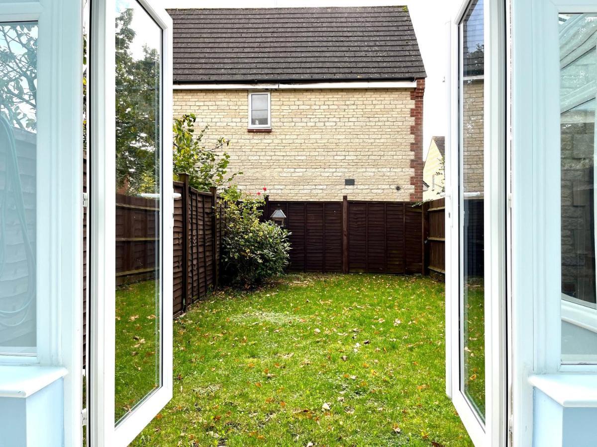 Holiday home Comfortable 3 Bedroomed House In *